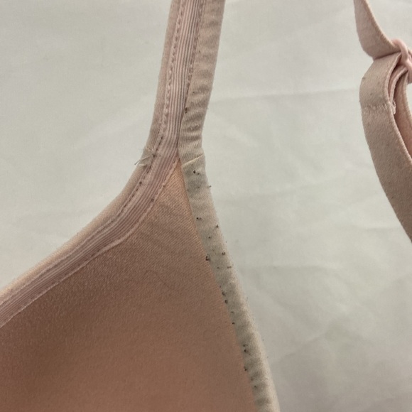 Body By Victoria’s Secret 34D Bra Lined Perfect Coverage Light Pink Lace - Picture 11 of 15